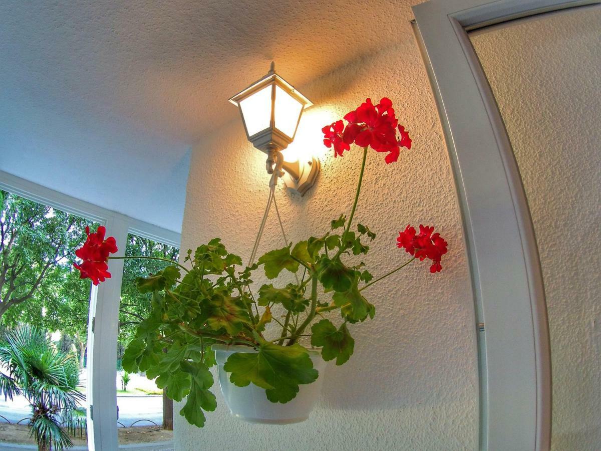 Apartment Suzana 2Br Split With Balcony Экстерьер фото